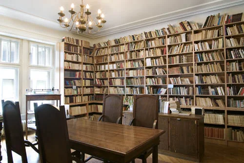 Svjetovne zadužbine: škole, biblioteke i kulturne ustanove